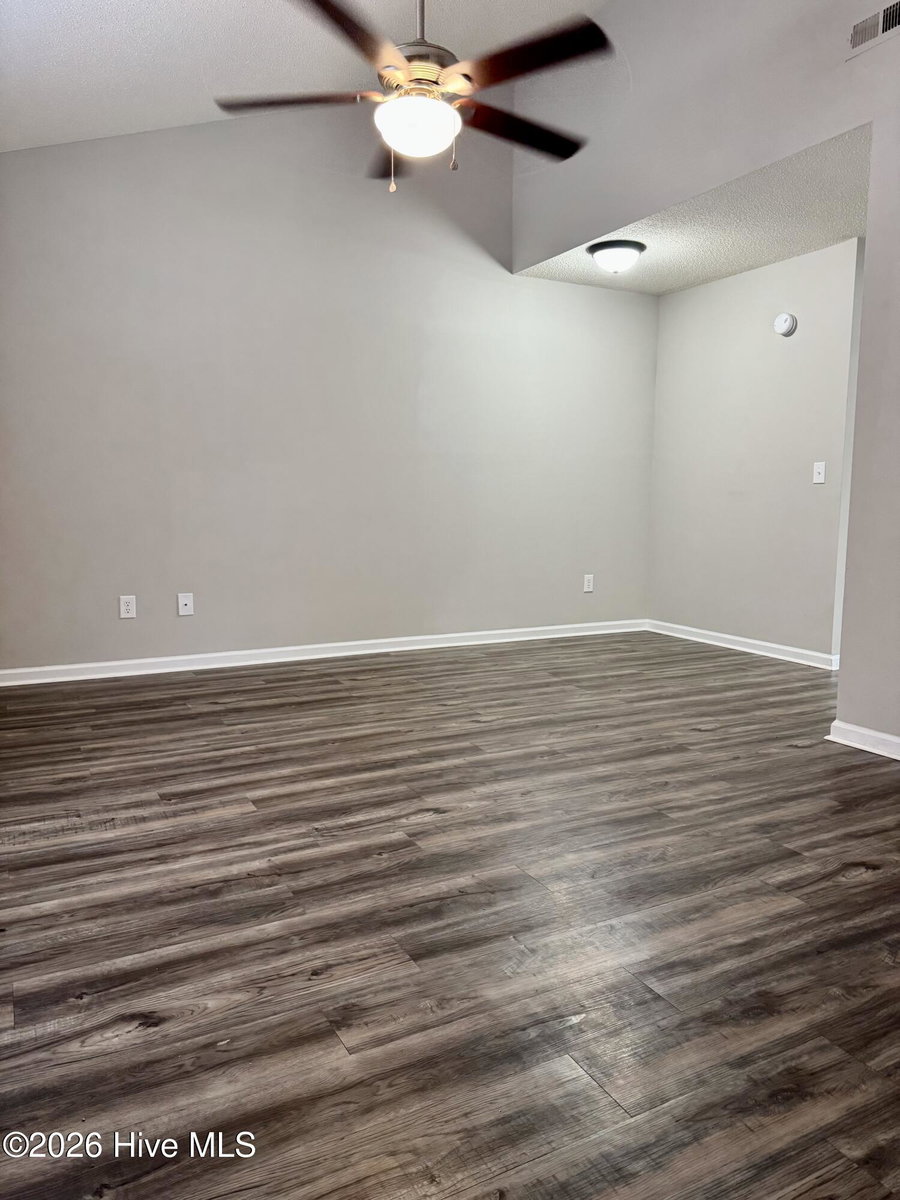 1247 Westpointe Drive 7, Greenville, NC 27834 — photo 2