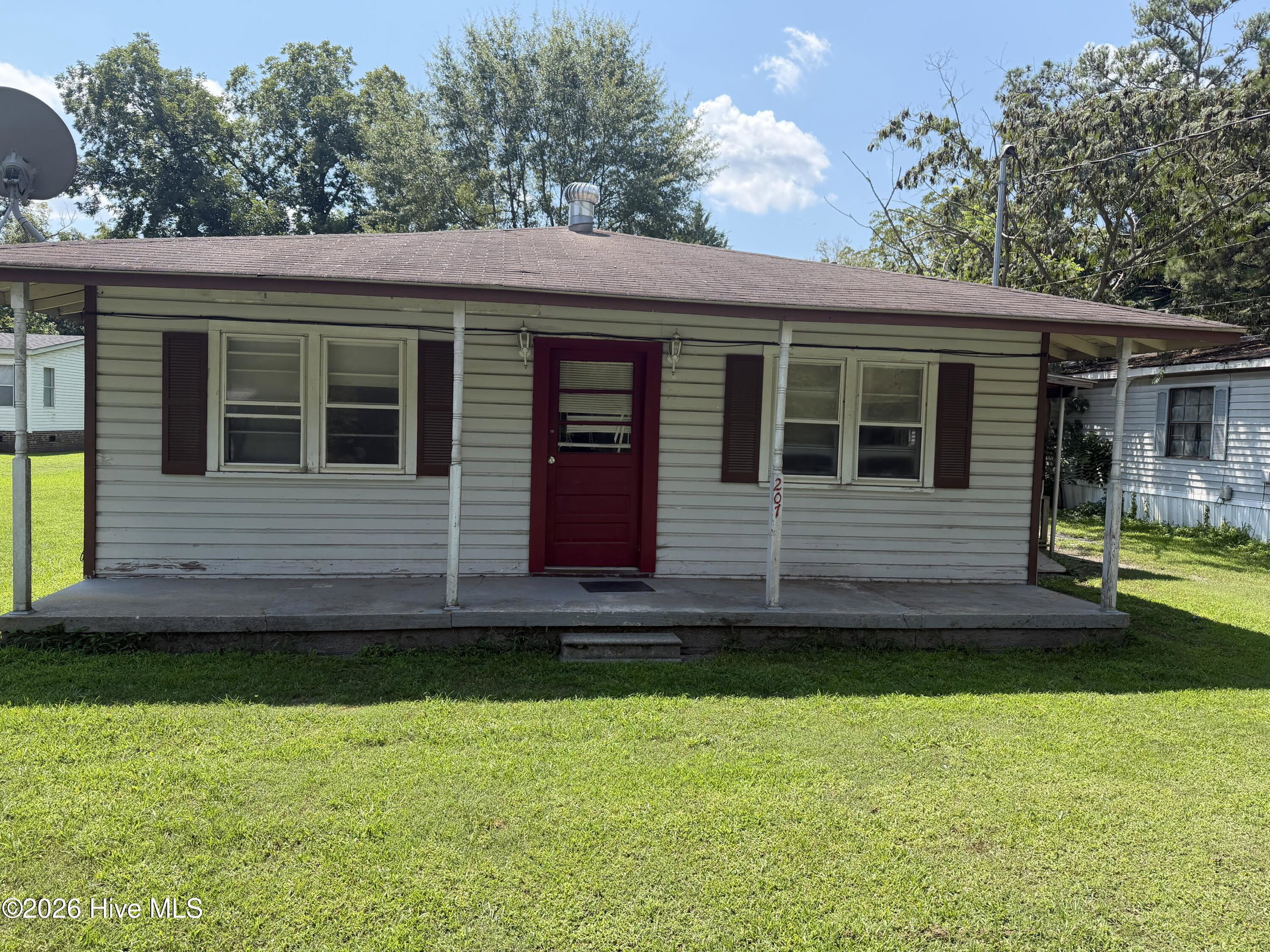 207 S Plume Street, Roper, NC 27970 — main photo