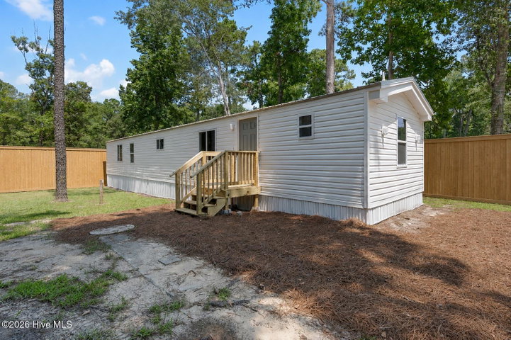 658 Westwind Drive SW image
