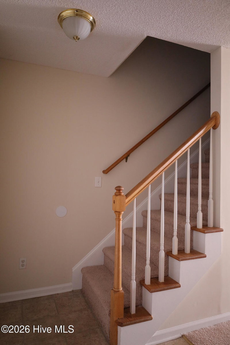 1250 Westpointe Drive B, Greenville, NC 27834 — photo 2