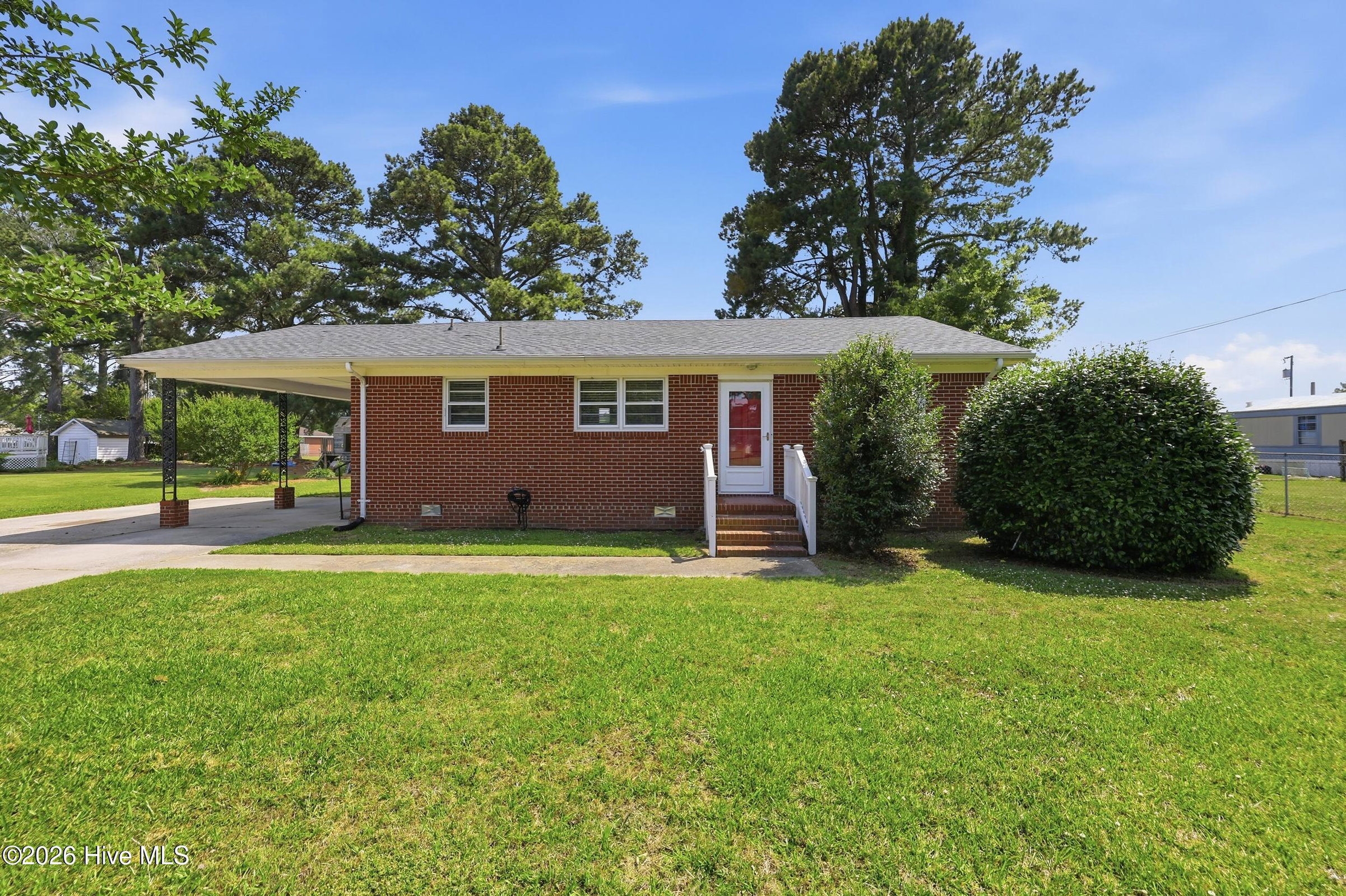 1813 Fearing Avenue, Elizabeth City, NC 27909 — main photo