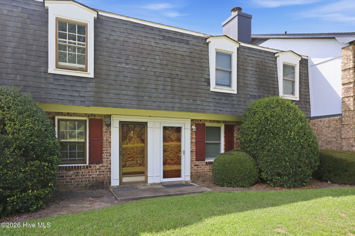 17 Scott Street, Greenville, NC 27858