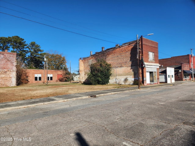 108 N Main Street, Robersonville, NC 27871