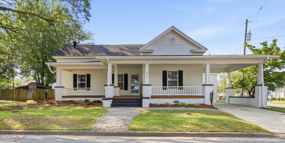 3338 North Barrett Street, Farmville, NC 27828