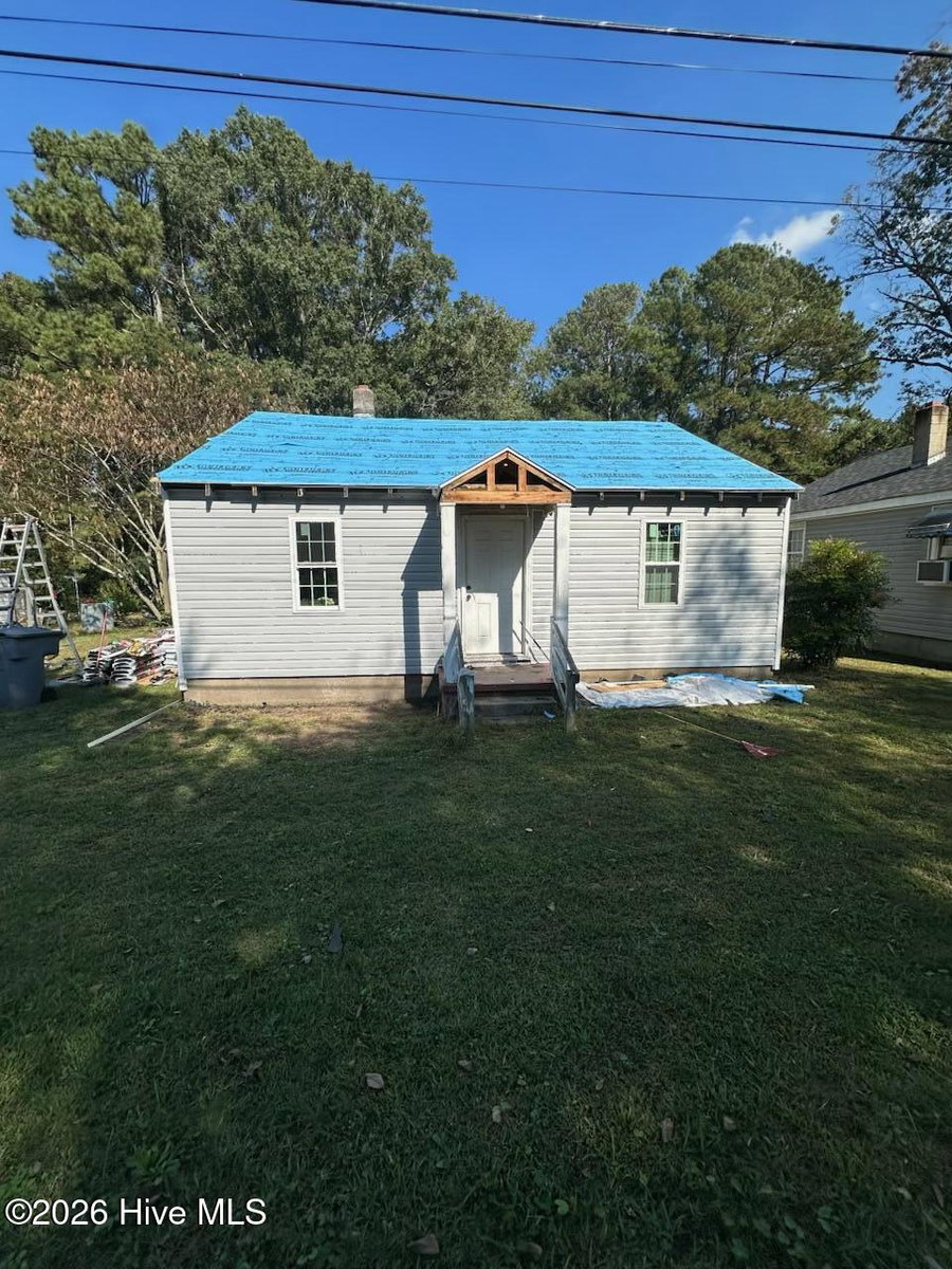 303 N Chestnut Street, Woodland, NC 27897 — photo 2