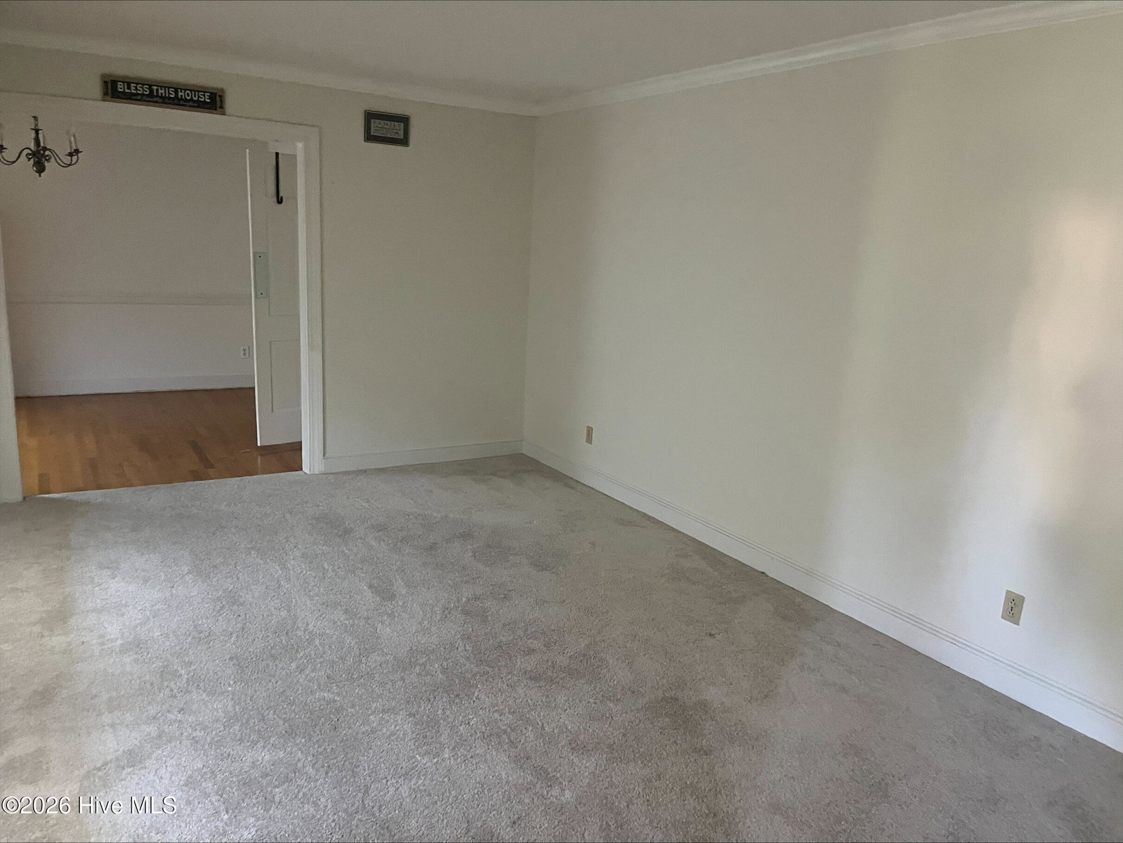 1214 S Wright Road, Greenville, NC 27858 — photo 2