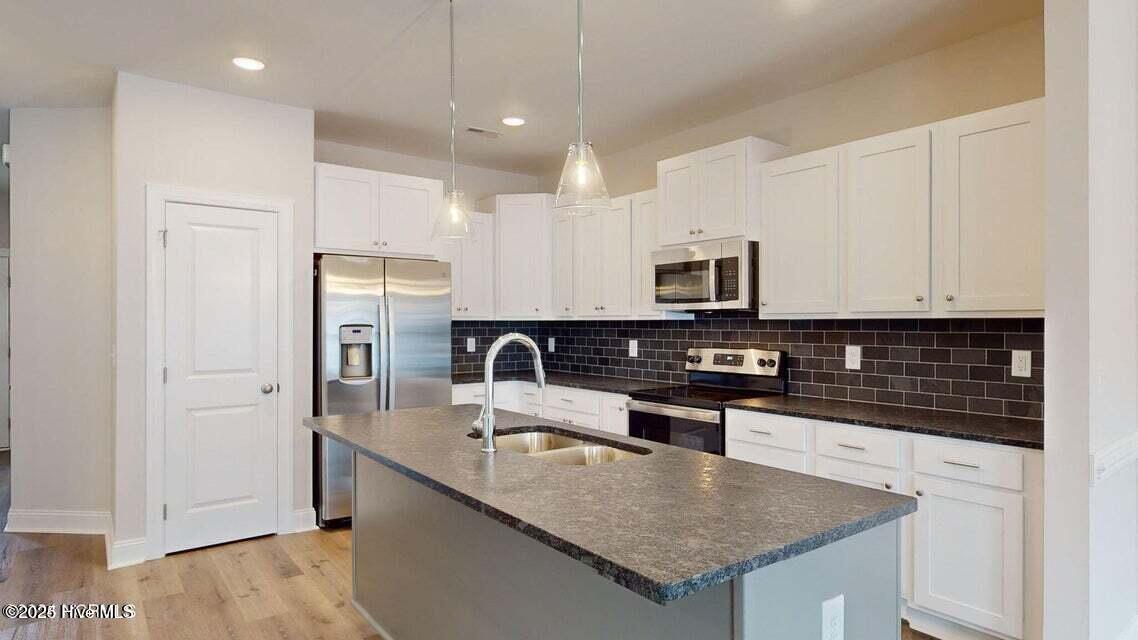 1909 Newbury Way C, Greenville, NC 27834 — photo 4