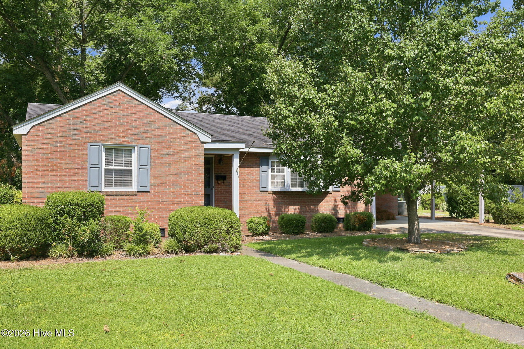 3284 N Walnut Street, Farmville, NC 27828 — photo 2