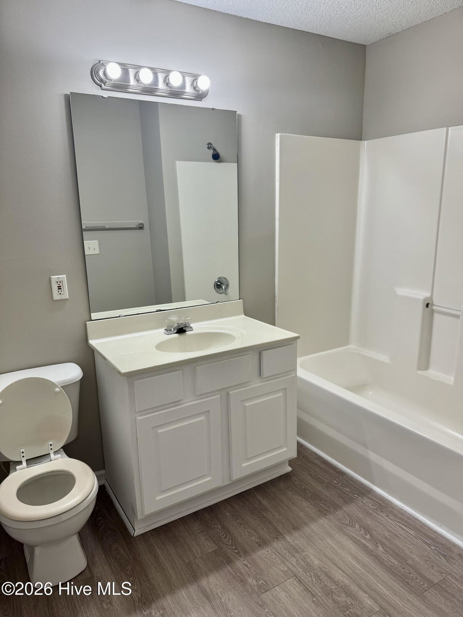 3001 Macgregor Downs Road 202, Greenville, NC 27834 — photo 5