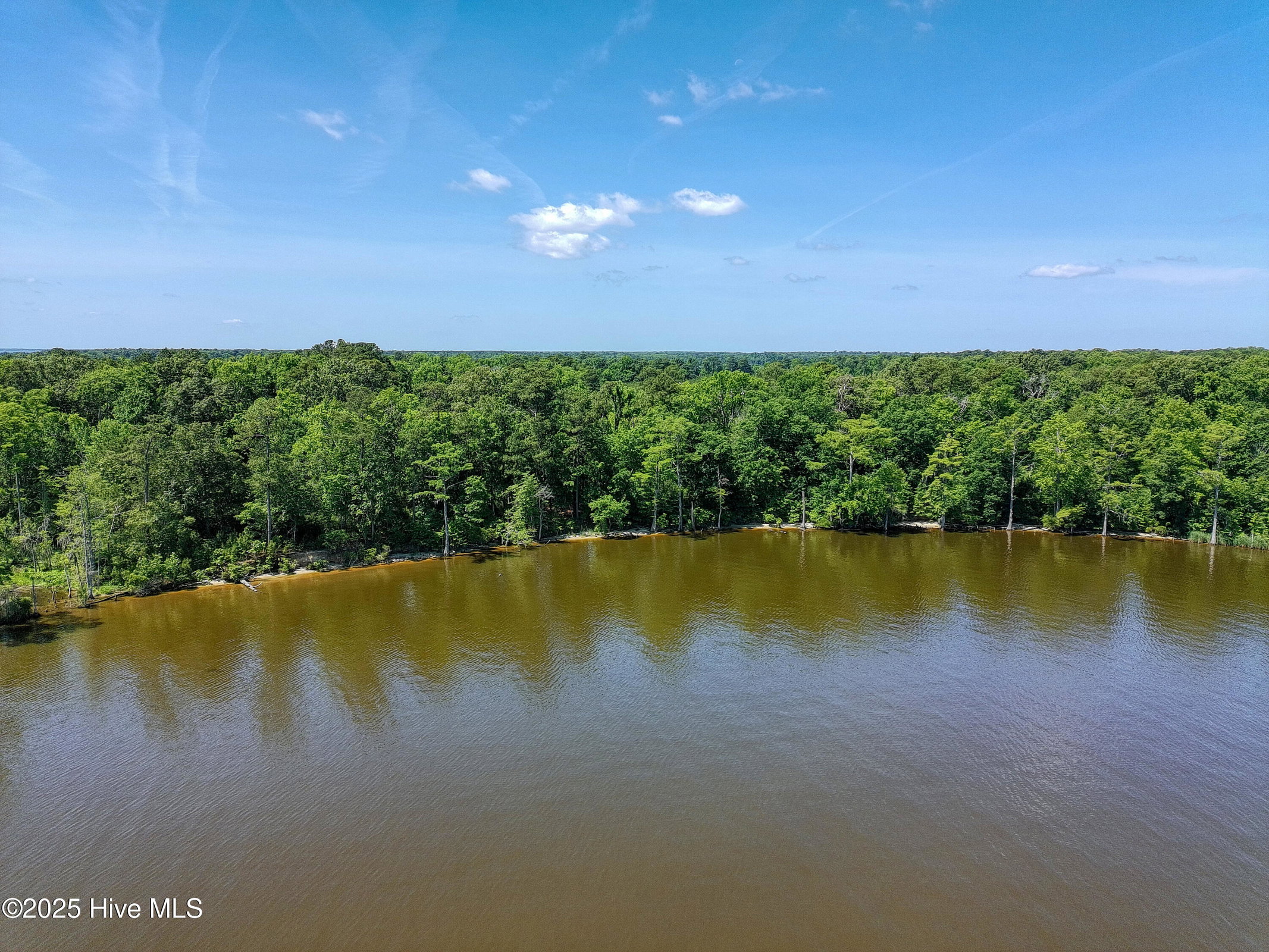 9, 10, 11 9, 10 , 11 Peninsula Shores Way, Hertford, NC 27944 — main photo