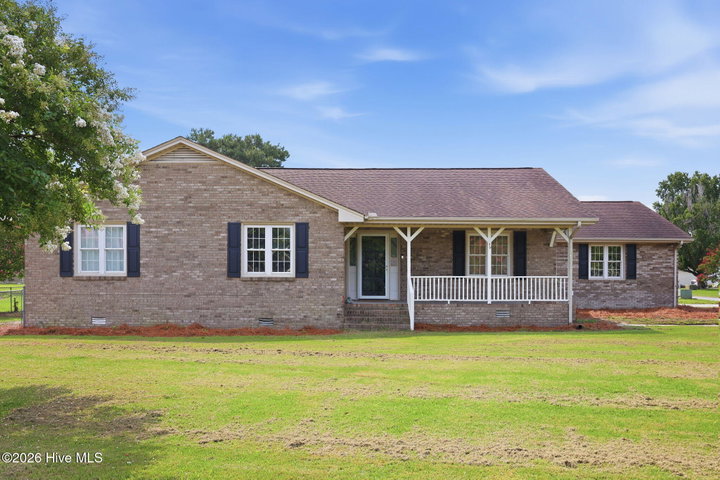 3809 Robin Road, Ayden, NC 28513