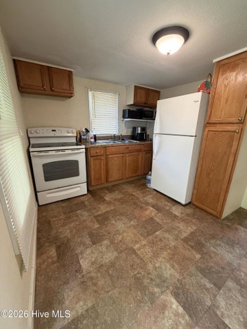 814 Cardwell Street, Elizabeth City, NC 27909 — photo 2