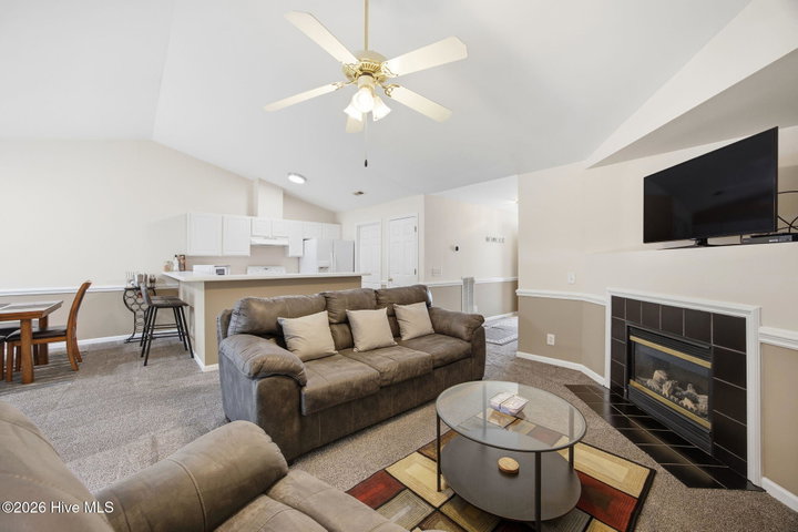 2223 Locksley Woods Drive G, Greenville, NC 27858 — photo 5