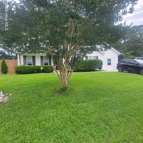 104 Willowbend Drive image