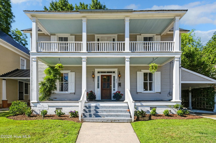 205 W Church Street, Edenton, NC 27932 — photo 1