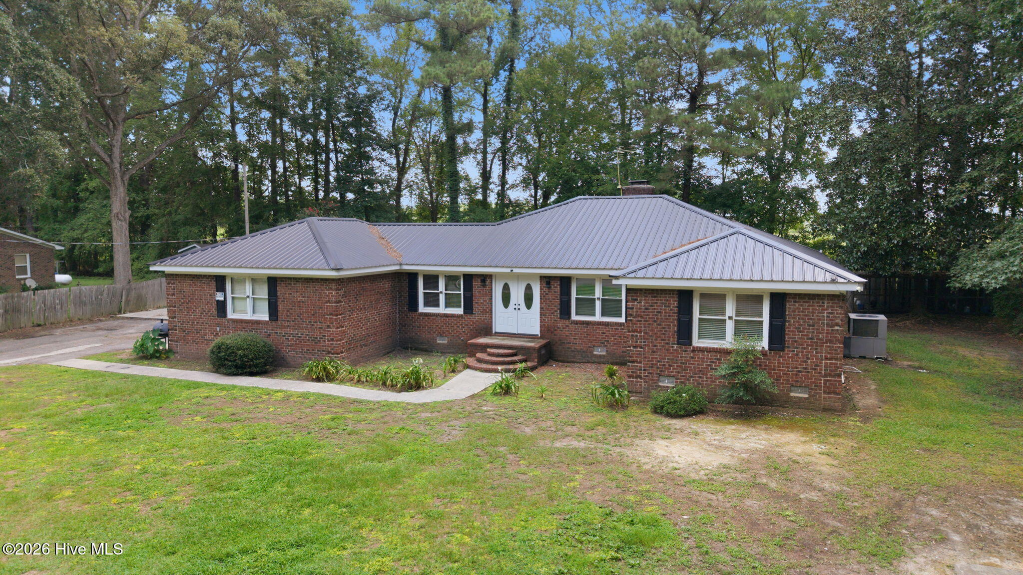 2453 Pennant Drive, Greenville, NC 27834 — photo 2