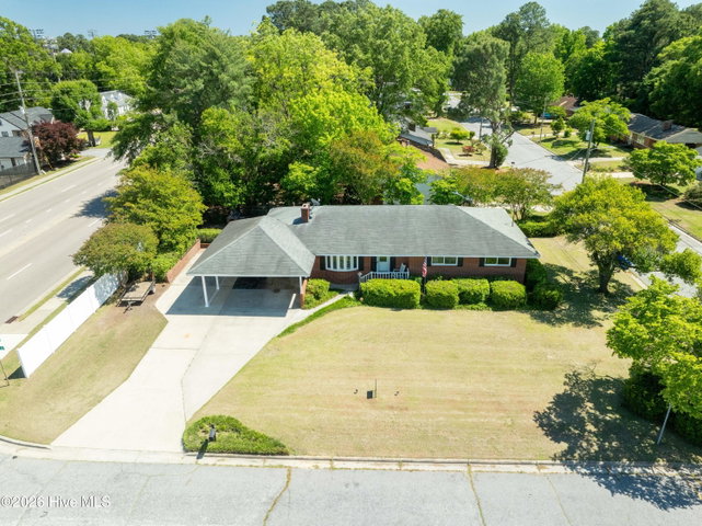 100 E Berkshire Road, Greenville, NC 27858 — photo 39