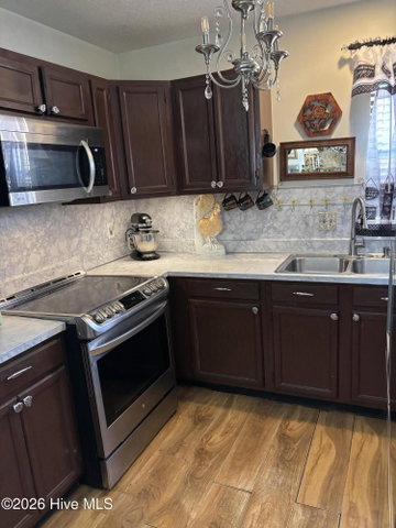 200 Rollins Drive 18, Greenville, NC 27834 — photo 10