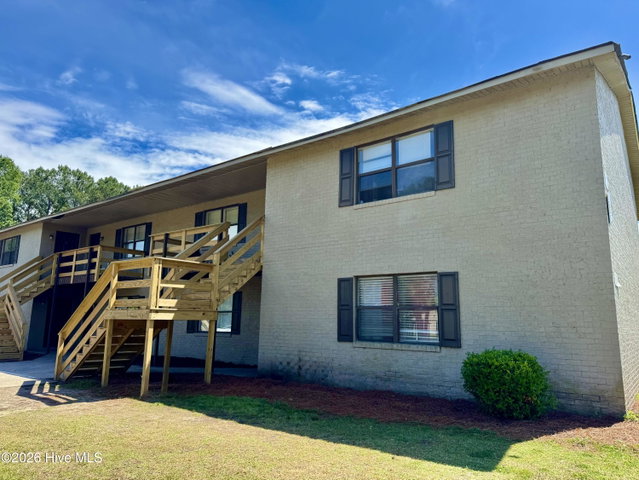 3209 Summer Place 5, Greenville, NC 27834