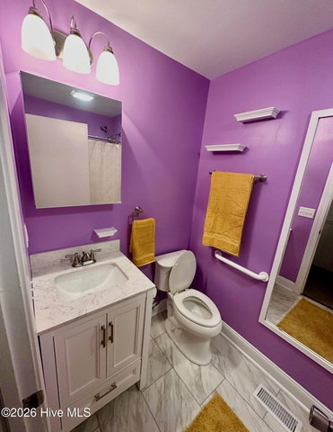 100 E Berkshire Road, Greenville, NC 27858 — photo 23
