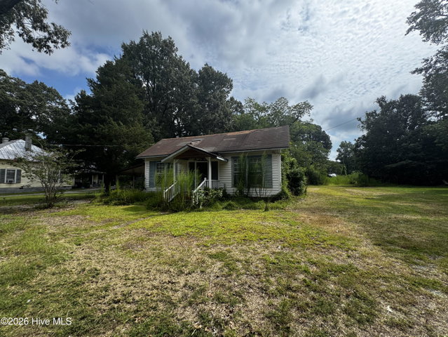 306 S Broad Street, Robersonville, NC 27871