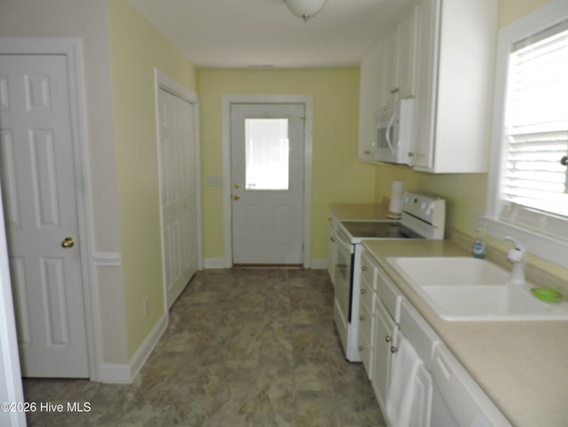 3128 Ruth Court, Greenville, NC 27834 — photo 15