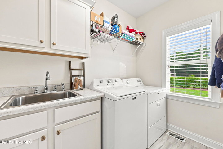 957 Bedford Heights Drive, Grimesland, NC 27837 — photo 18