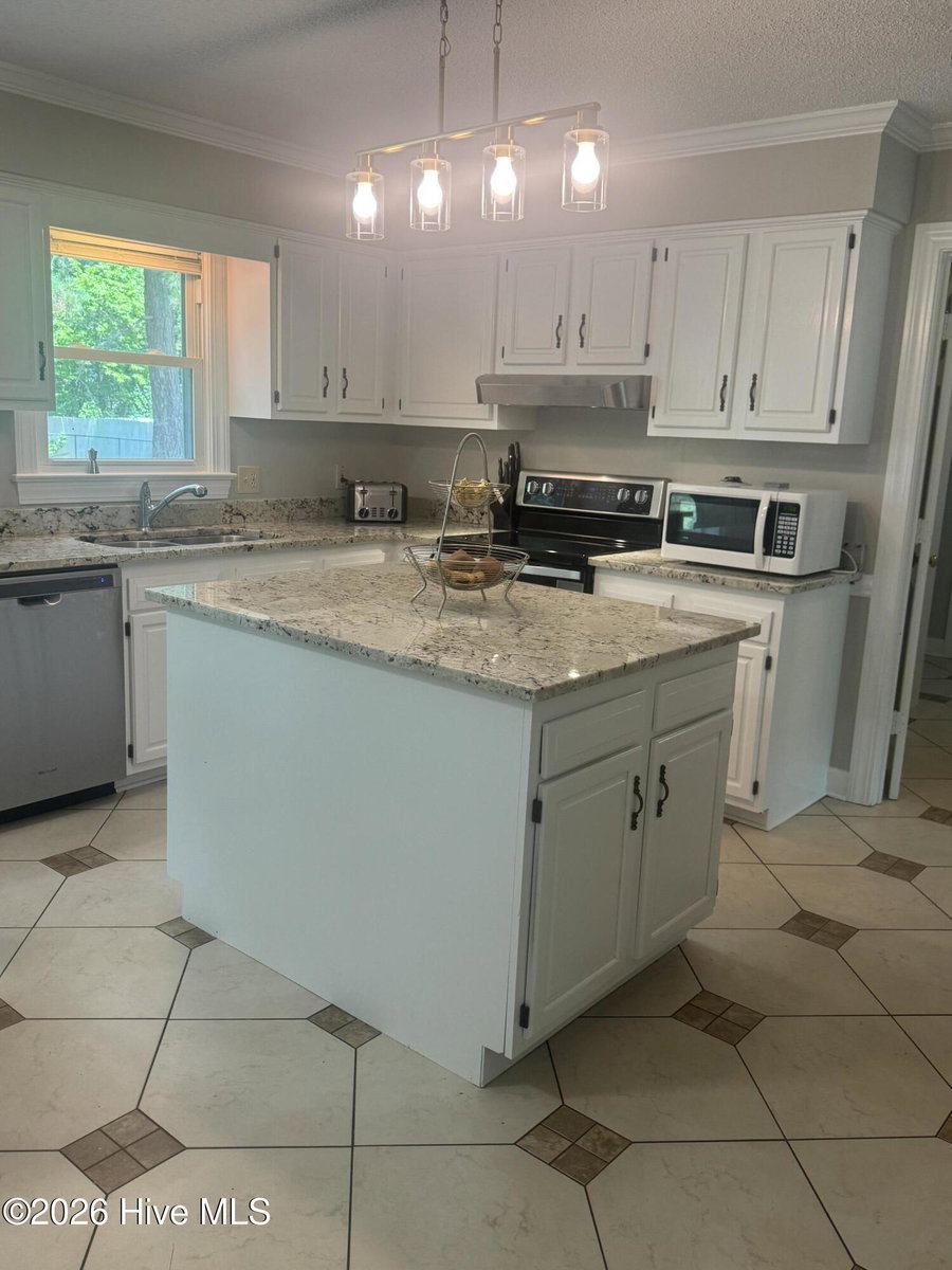 127 Squire Drive, Winterville, NC 28590 — photo 4