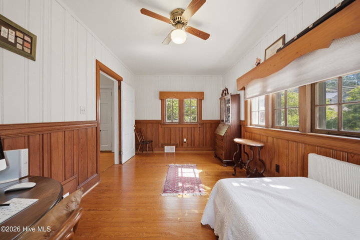215 W Queen Street, Edenton, NC 27932 — photo 5