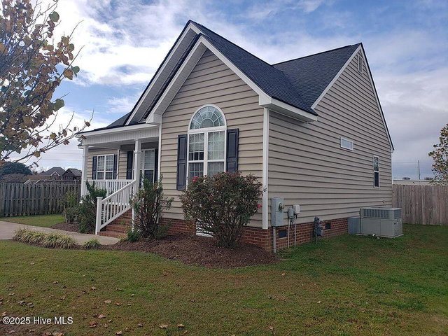 1124 Sebring Drive, Winterville, NC 28590 — photo 2