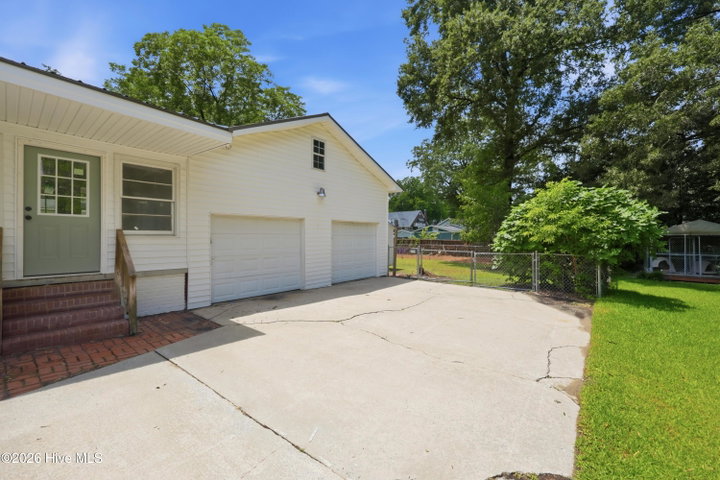 3222 North Contentnea Street, Farmville, NC 27828 — photo 43