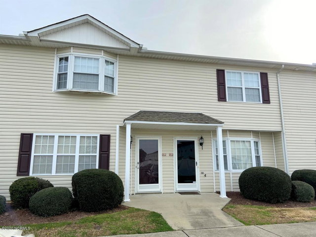 2156 Flagstone Court N-2, Greenville, NC 27834