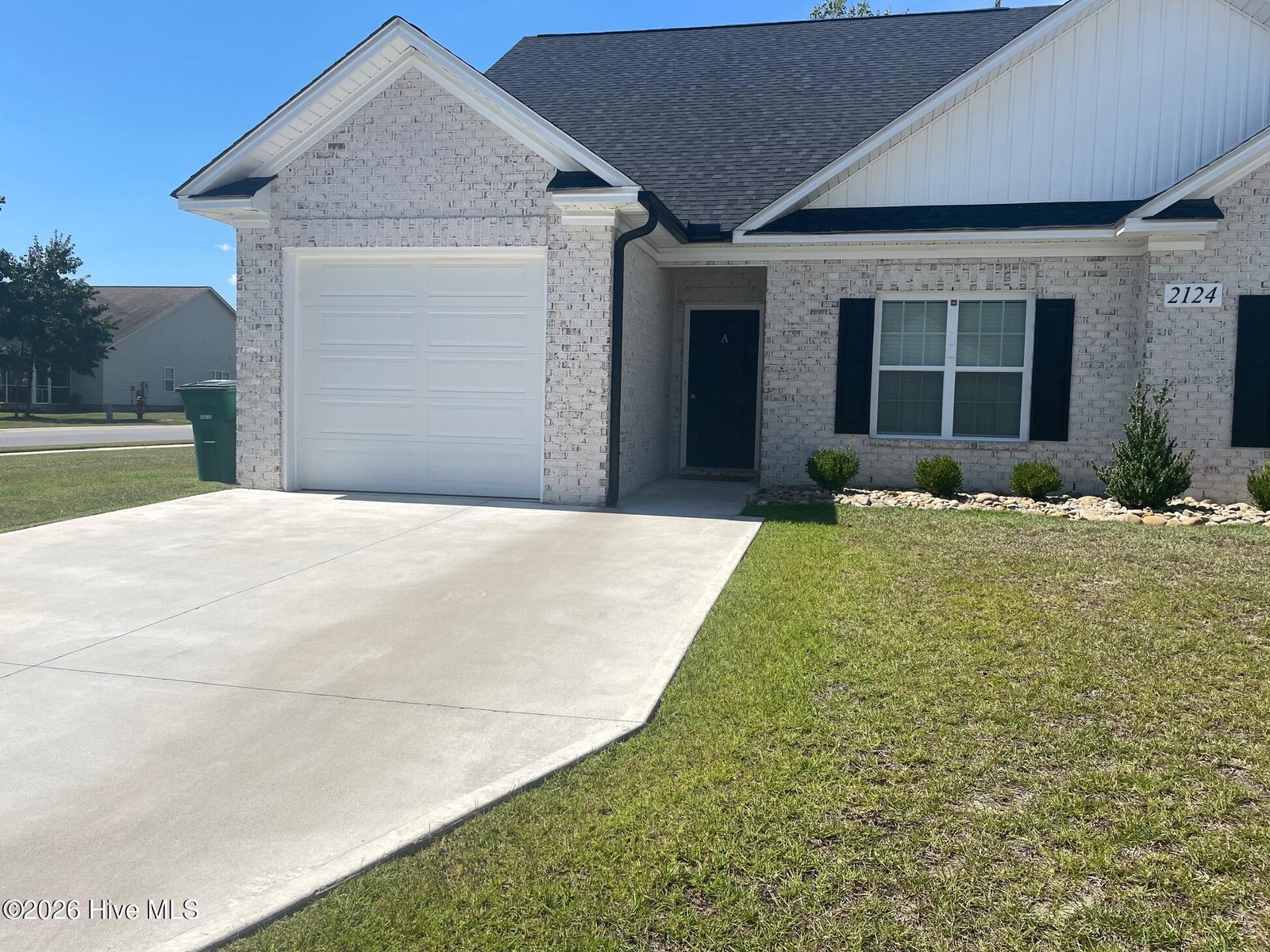 2124 Dartford Drive A, Greenville, NC 27834 — photo 2