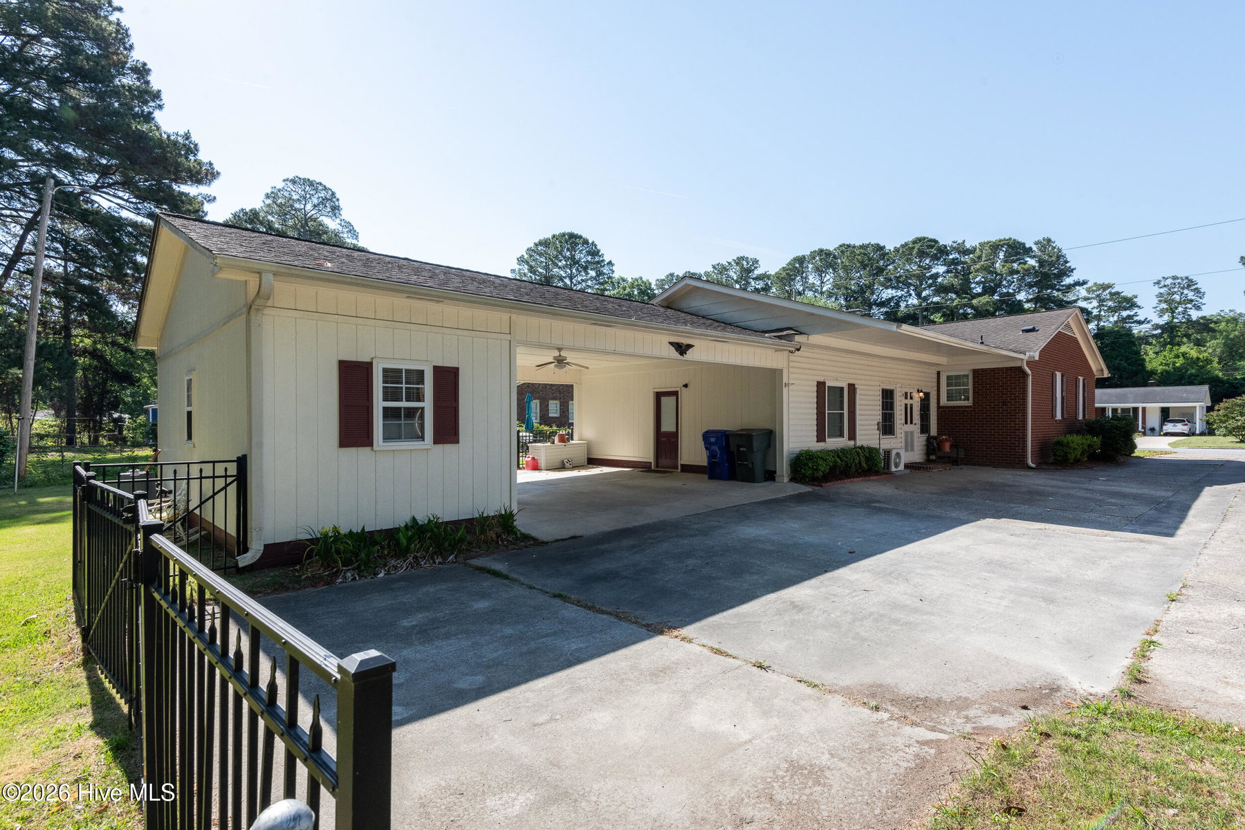 1705 Englewood Drive, Greenville, NC 27858 — photo 3