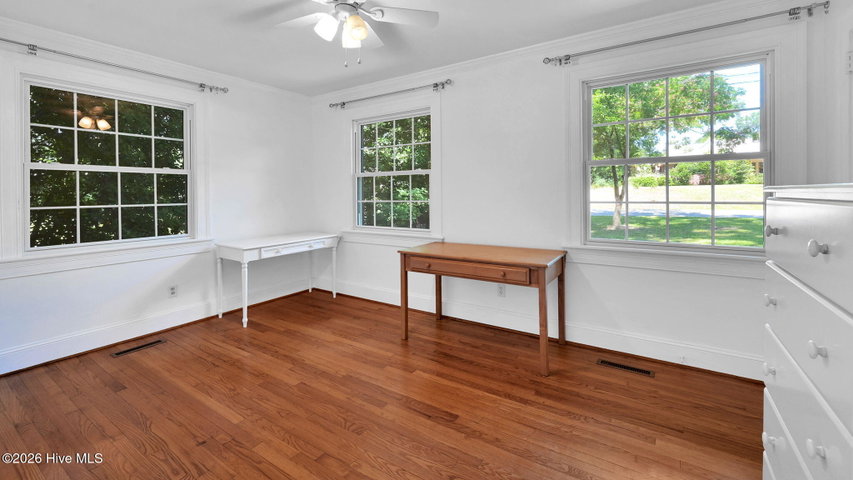 141 E Longmeadow Road, Greenville, NC 27858 — photo 18