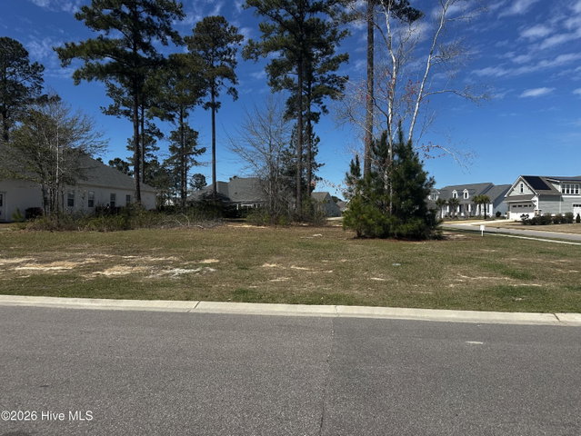 2572 165 E Timber Crest Drive NE photo