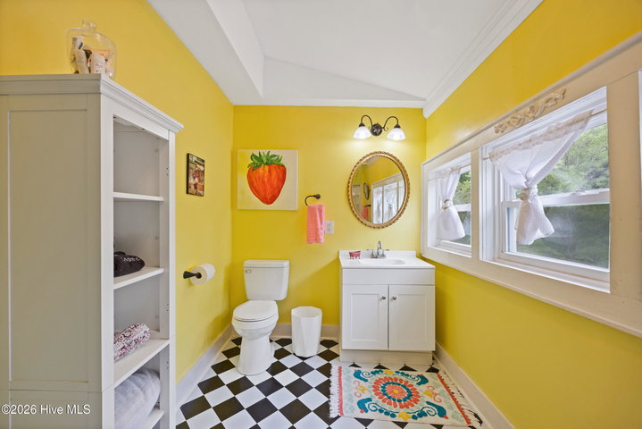 104 W Main Street, Elizabeth City, NC 27909 — photo 48