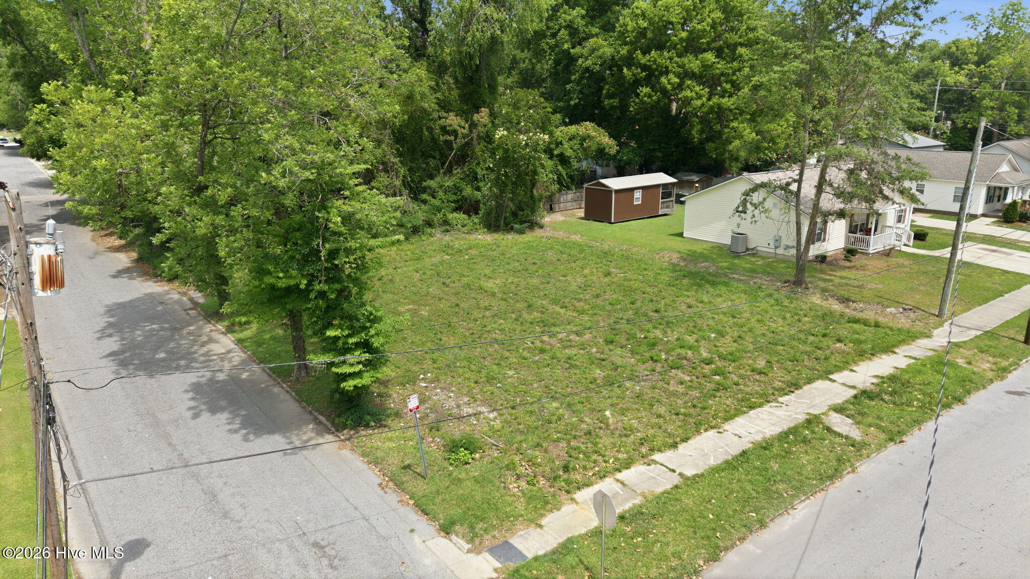 410 Latham Street, Greenville, NC 27834 — photo 4