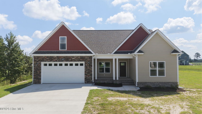 2699 Whitaker Glen Drive, Farmville, NC 27828