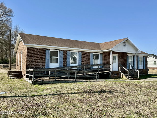 101 Sutton Drive, Windsor, NC 27983