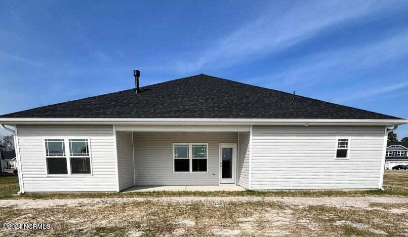 404 Sandcastle Street, Grimesland, NC 27837 — photo 27