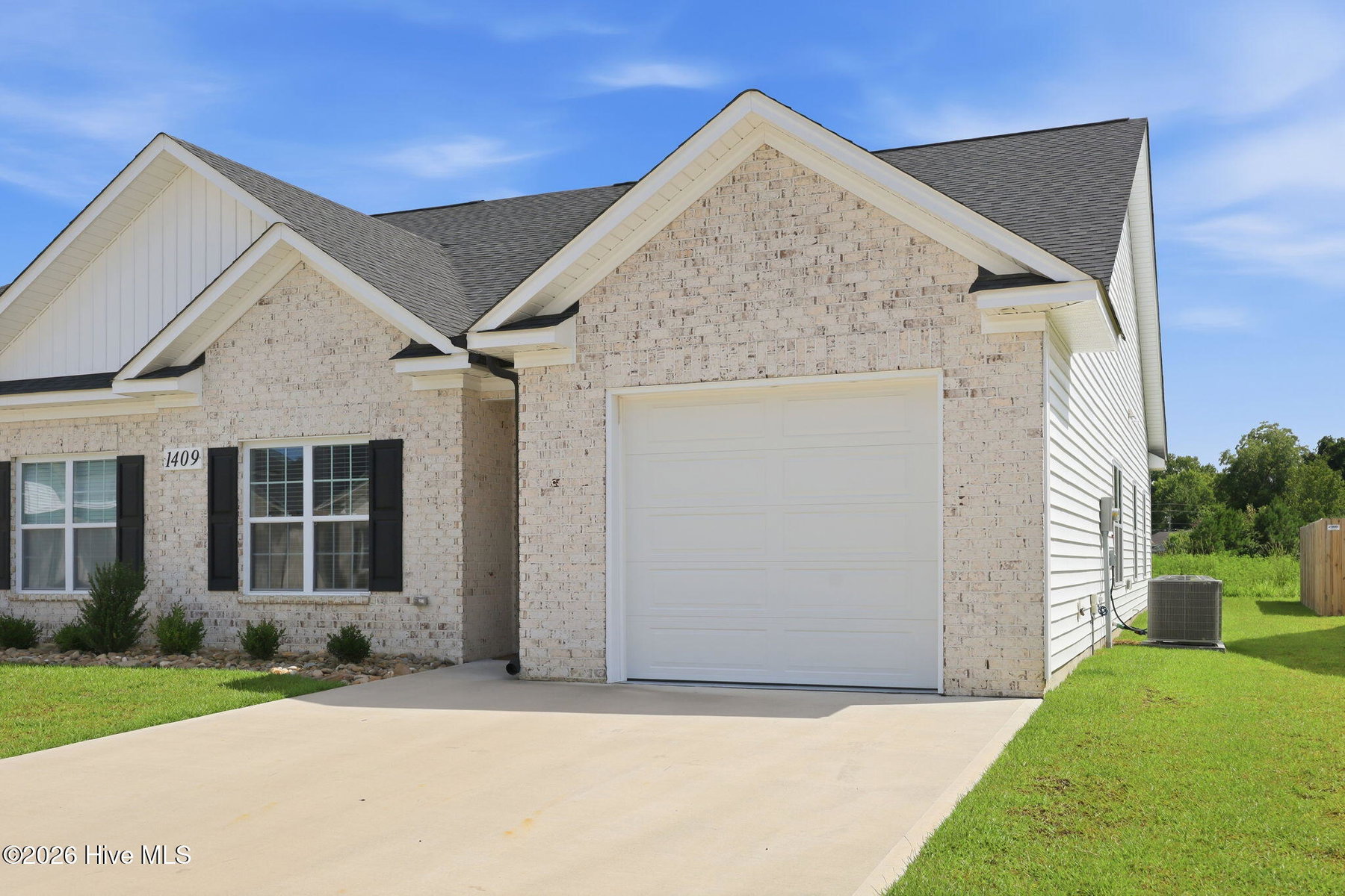 1409 B Dorset Drive, Greenville, NC 27834 — photo 5