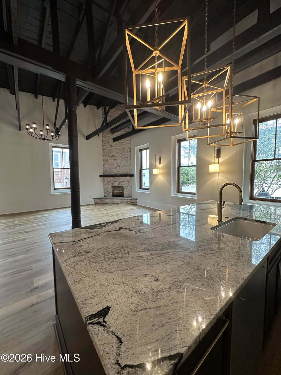 400 Evans Street, Greenville, NC 27858 — photo 3