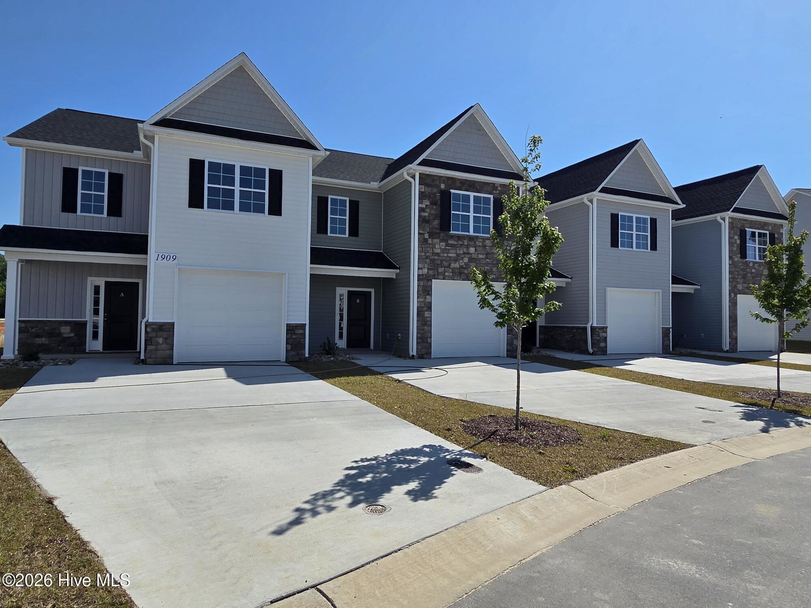 1909 Newbury Way C, Greenville, NC 27834 — photo 2