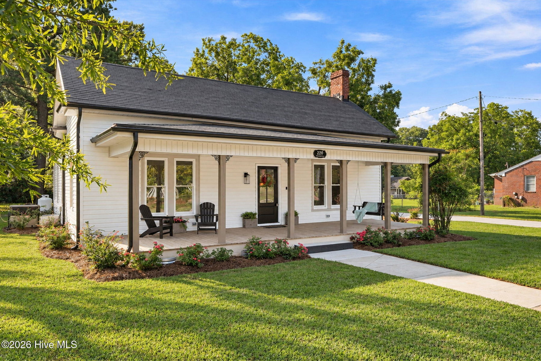 220 E Branch Street, Spring Hope, NC 27882 — photo 2