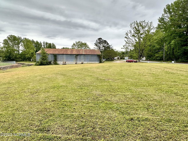 818 W Main Street, Williamston, NC 27892 — photo 19