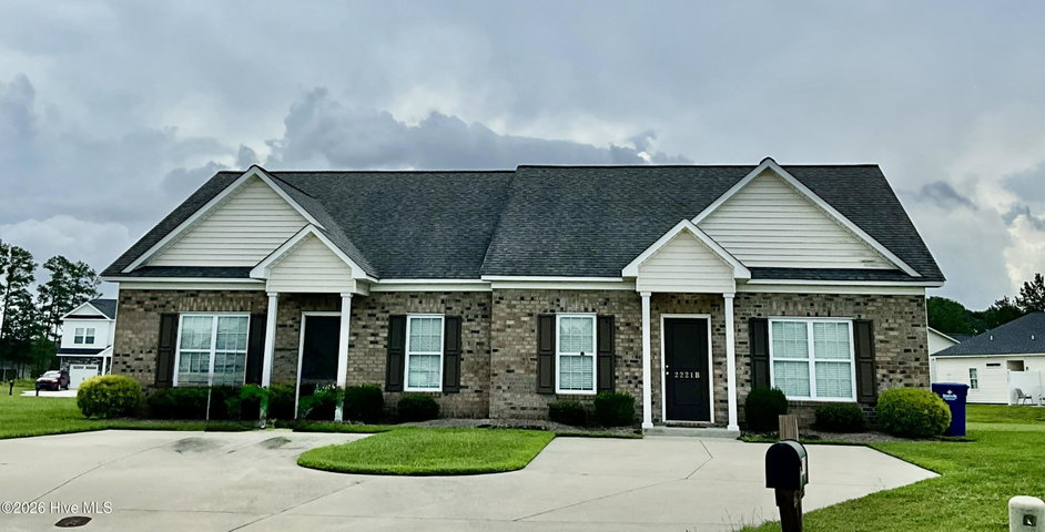 2221 Remington Court B, Greenville, NC 27834