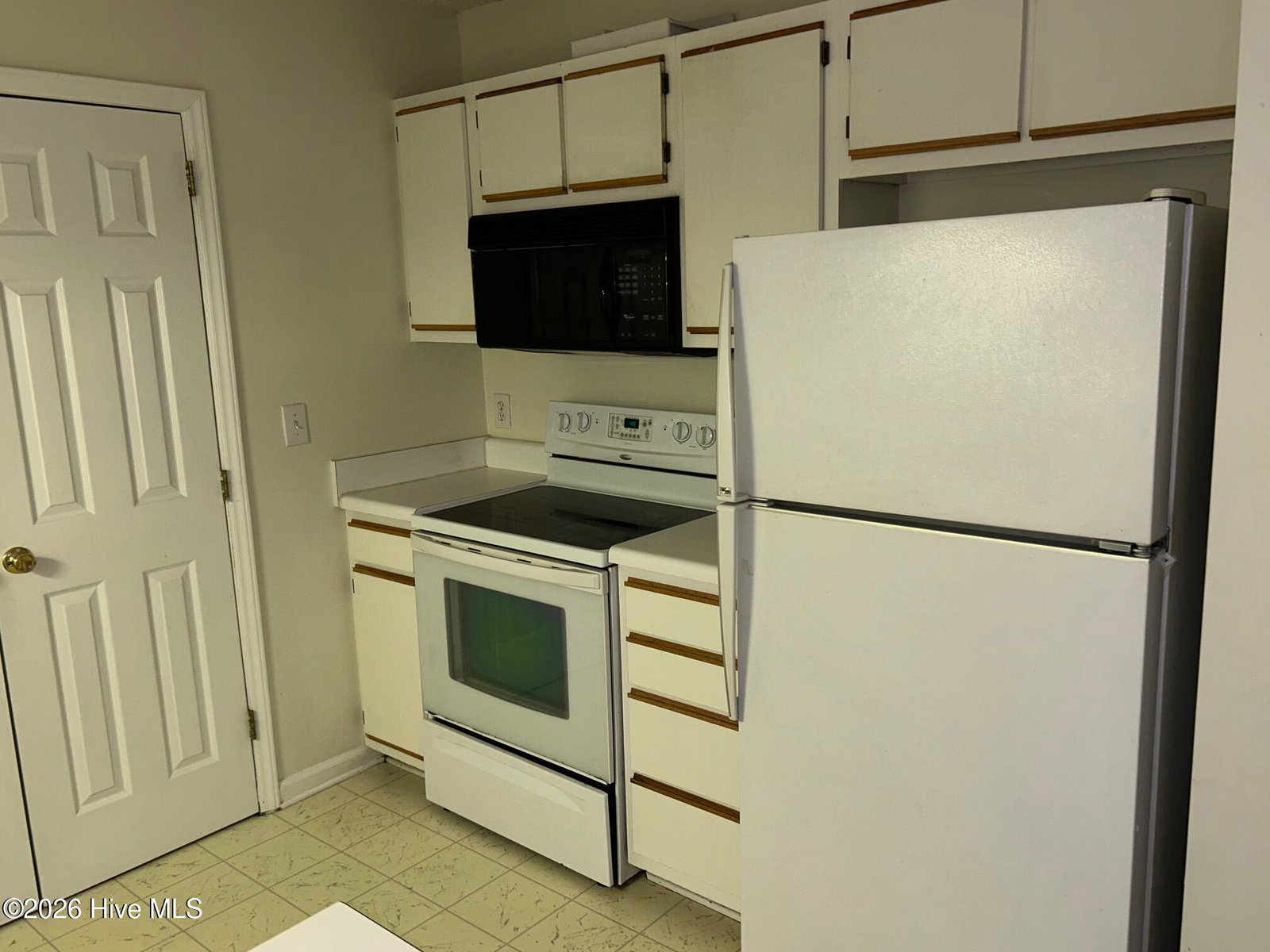 116 Breezewood Drive H, Greenville, NC 27858 — photo 5