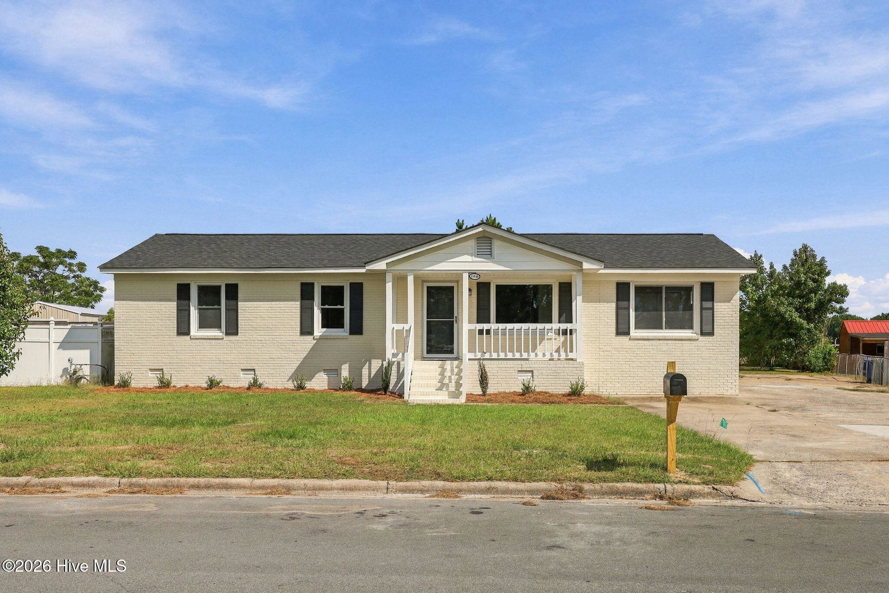 104 Oak Grove Avenue, Greenville, NC 27834 — photo 2