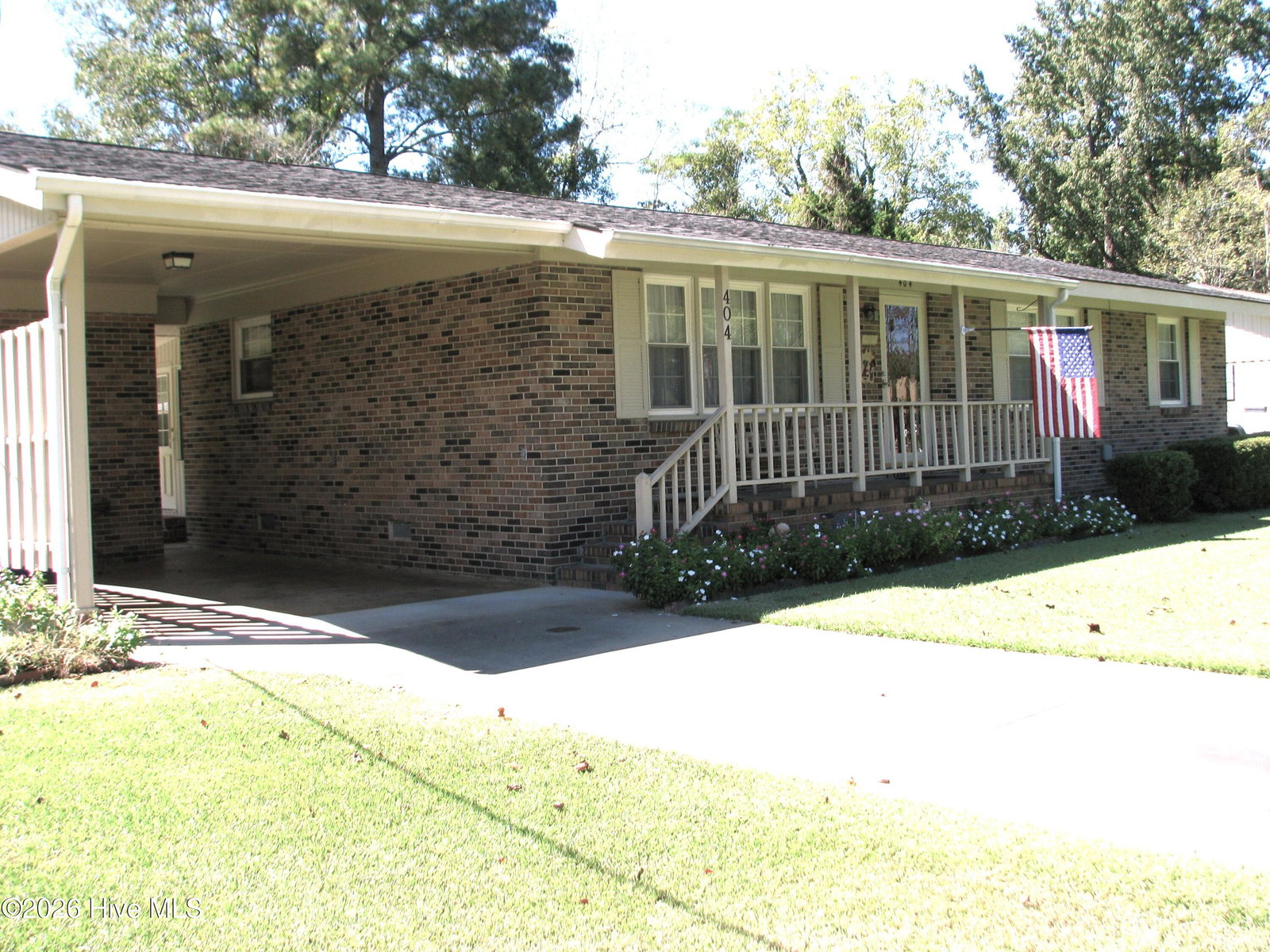 404 Roanoke Avenue, Plymouth, NC 27962 — photo 2
